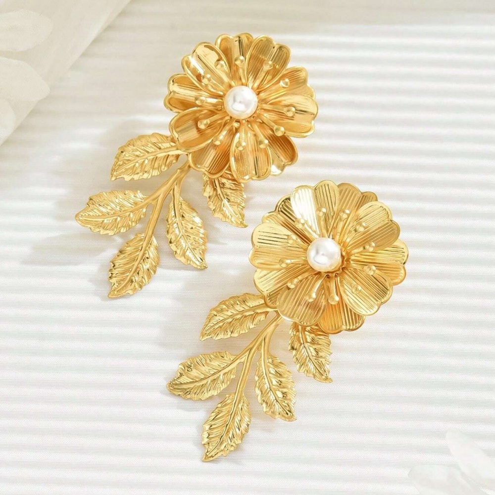 Gold Plated Flower, Retro, Leaf with Pearl, Floral Luxury, Glam Earrings